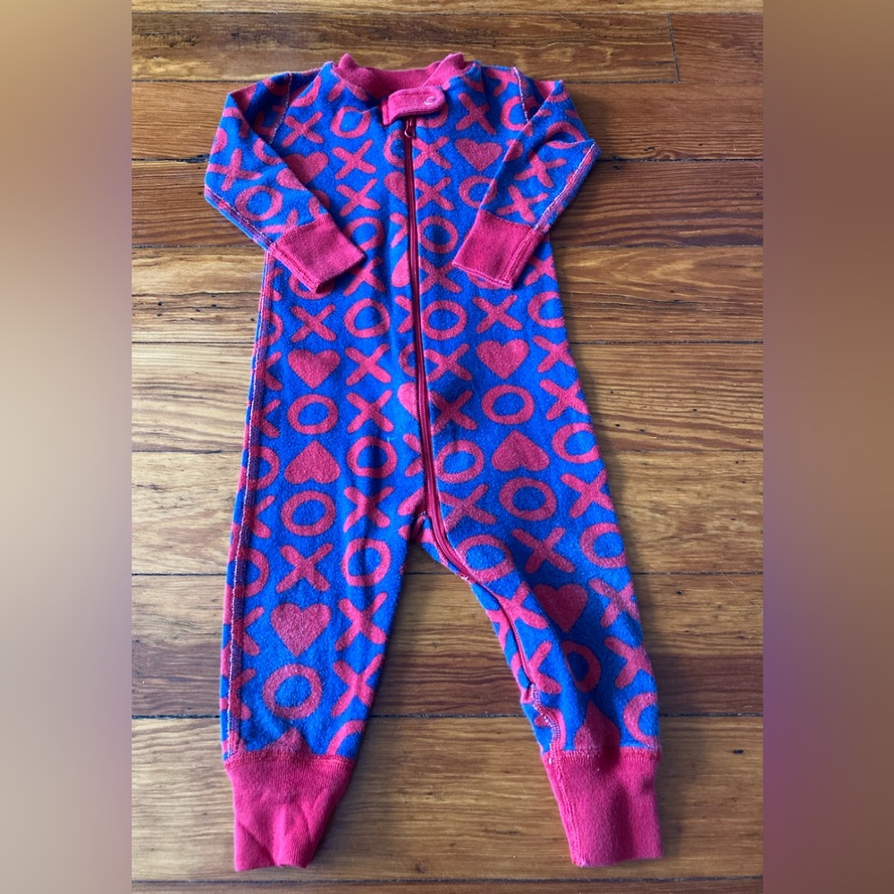 Hanna Anderson XOXO navy and red pj